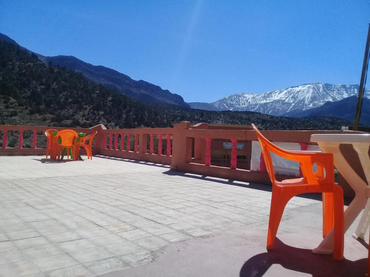 Auberge Restaurant Les Coquelicots Ait Tamlil Dış mekan fotoğraf