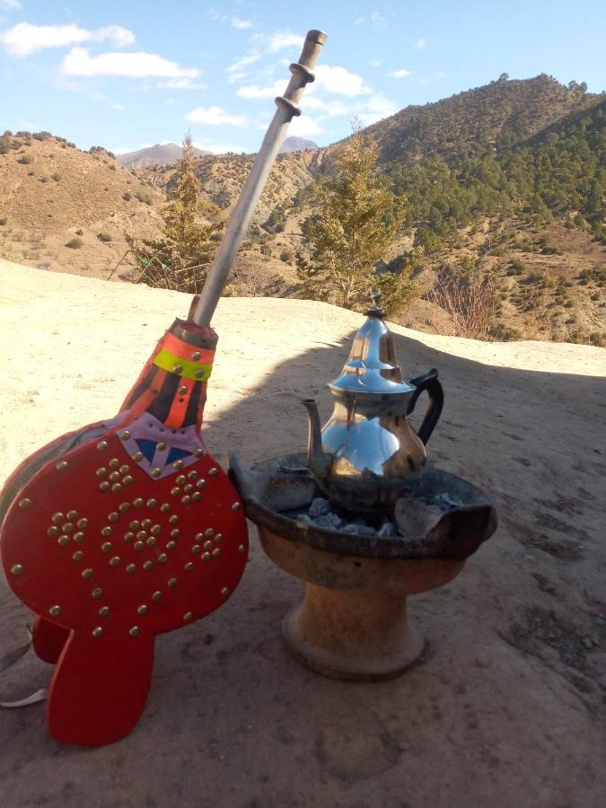 Auberge Restaurant Les Coquelicots Ait Tamlil Dış mekan fotoğraf